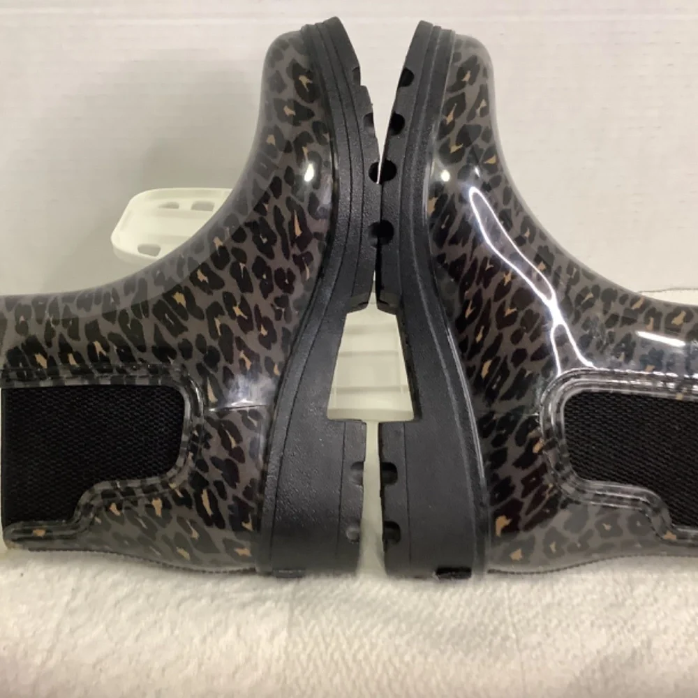 EUC Ocean + Coast Leopard rain boots‎ booties ankle faux fur